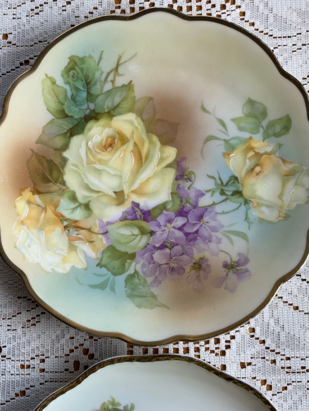Vintage Bavaria Floral Plates Set Gold Trim Cottagecore Roses 🌹 - Picture 3 of 13